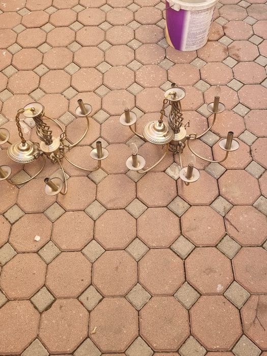 Продам старые люстры