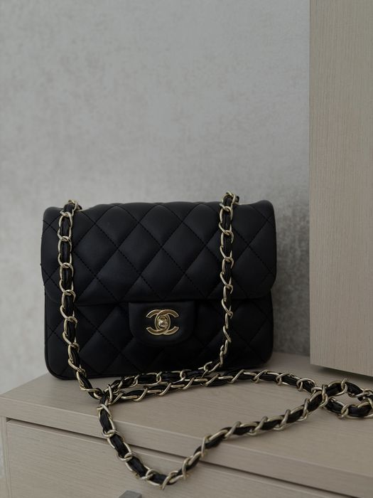 Продам сумку chanel