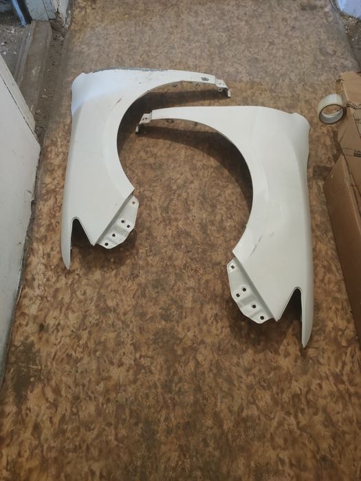 Крыло переднее левое, правое Тойота Камри 55