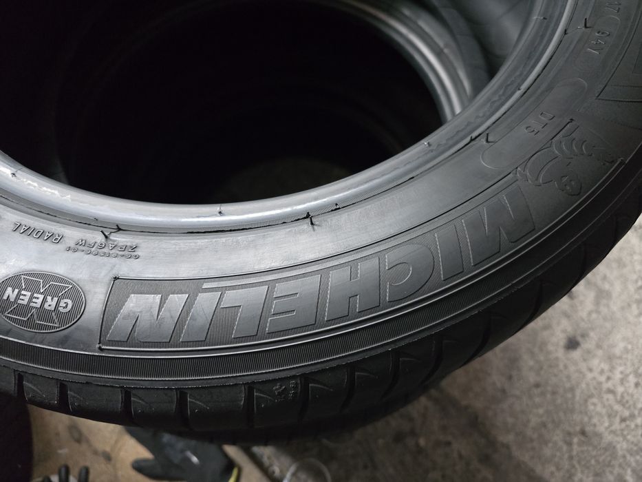 Michelin 215/55 R17 94V vară