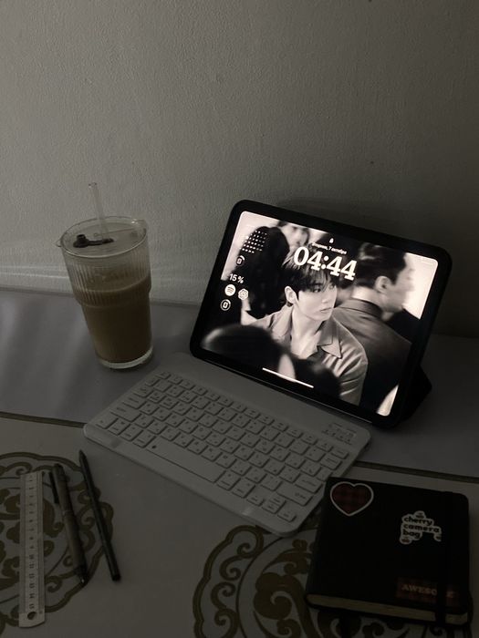 Планшет Apple iPad  10.9/ 64 Гб серебристый