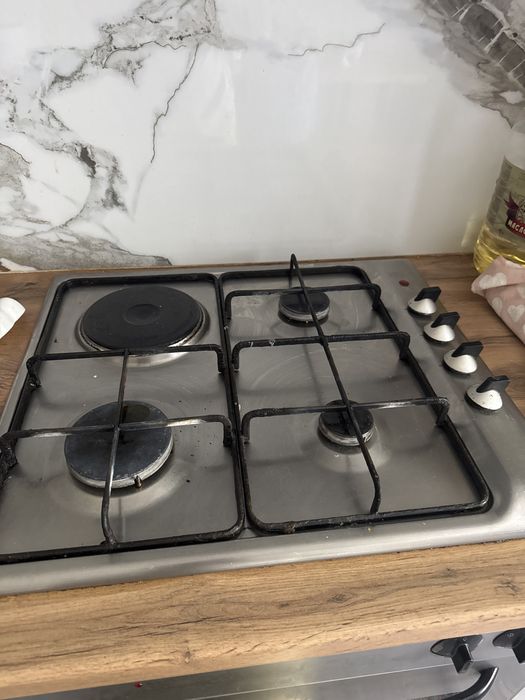 срочно продам газовую плитку с духовкой “ZANUSSI”