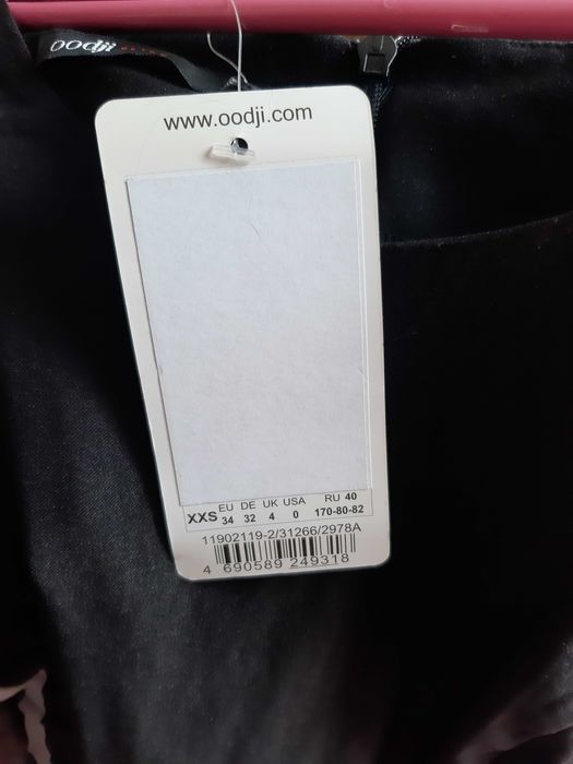 Нарядное платье для девочки