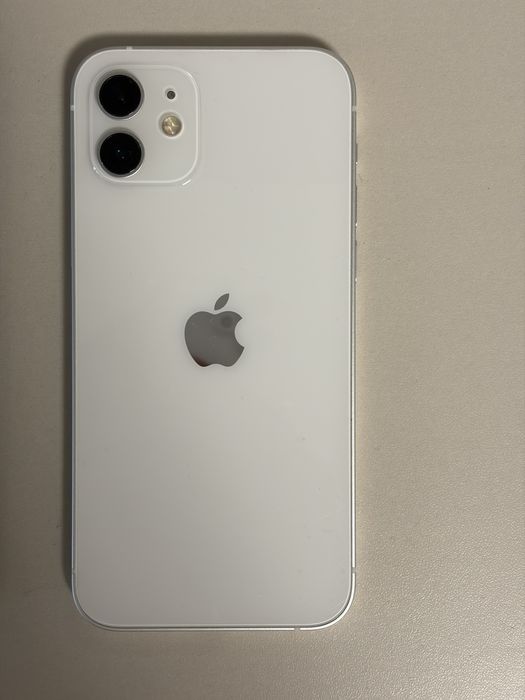 Iphone 12-13 в идеальном состоянии