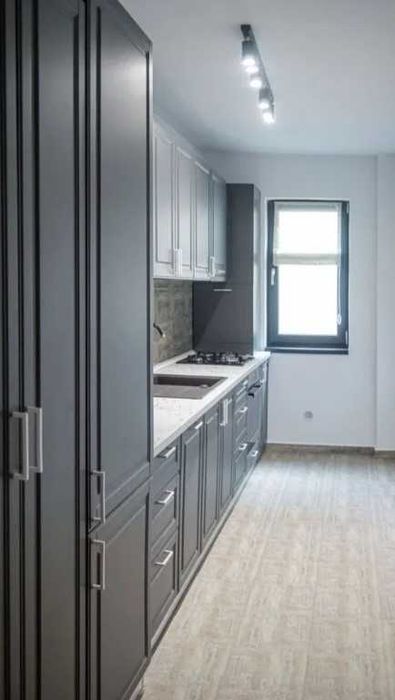 Дава се под наем Тристаен апартамент в Пловдив, Въстанически - 87 кв.м за 321.3 € - Снимка #2