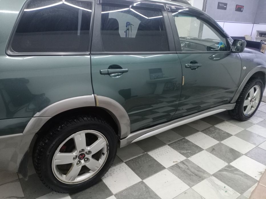 Продам Мицубиси Аутлантер 1