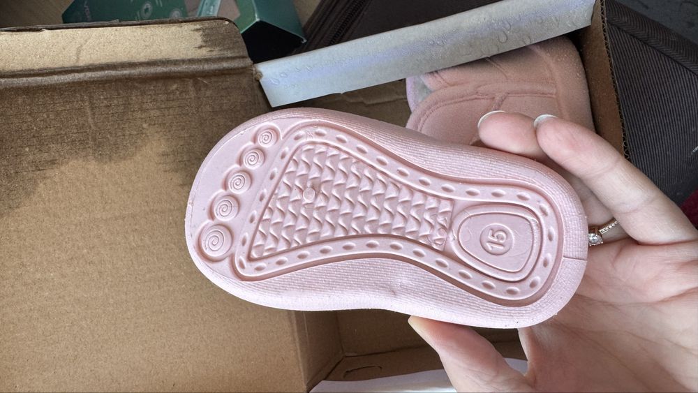 Угги детские для малышей 2000 тенге (пара)