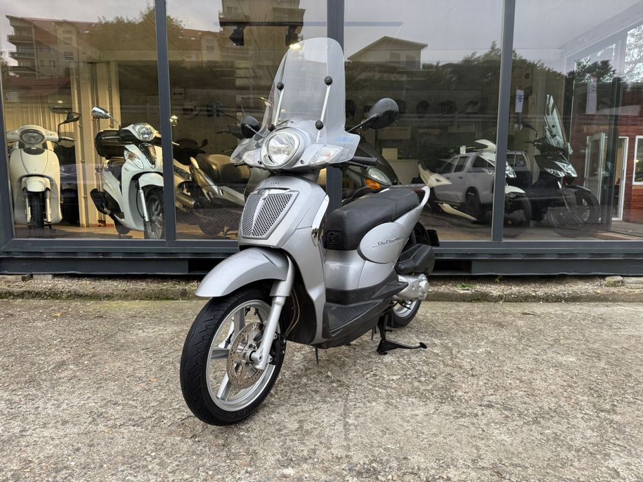 Scuter Aprilia Scarabeo 125 cc -Garantie-Transport Gratuit-