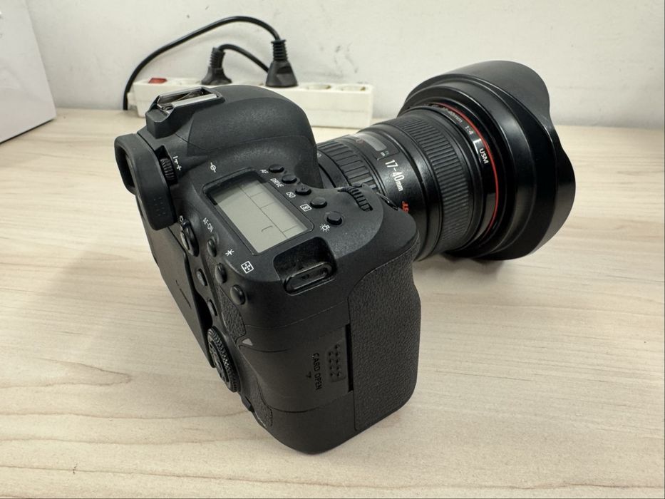 Aparat foto Canon