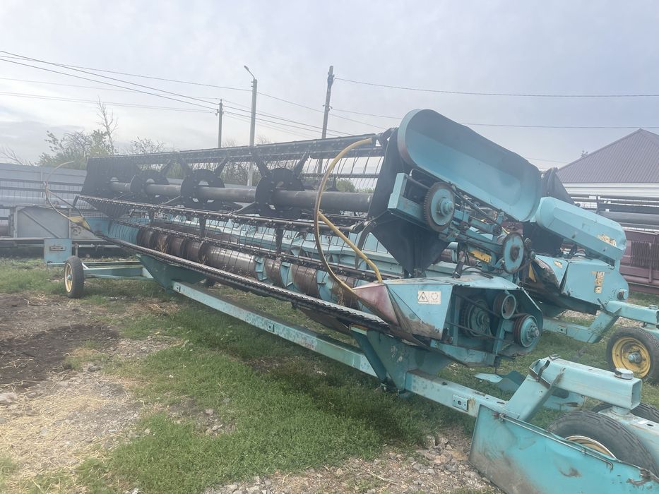 Продам комбайн Есиль-740