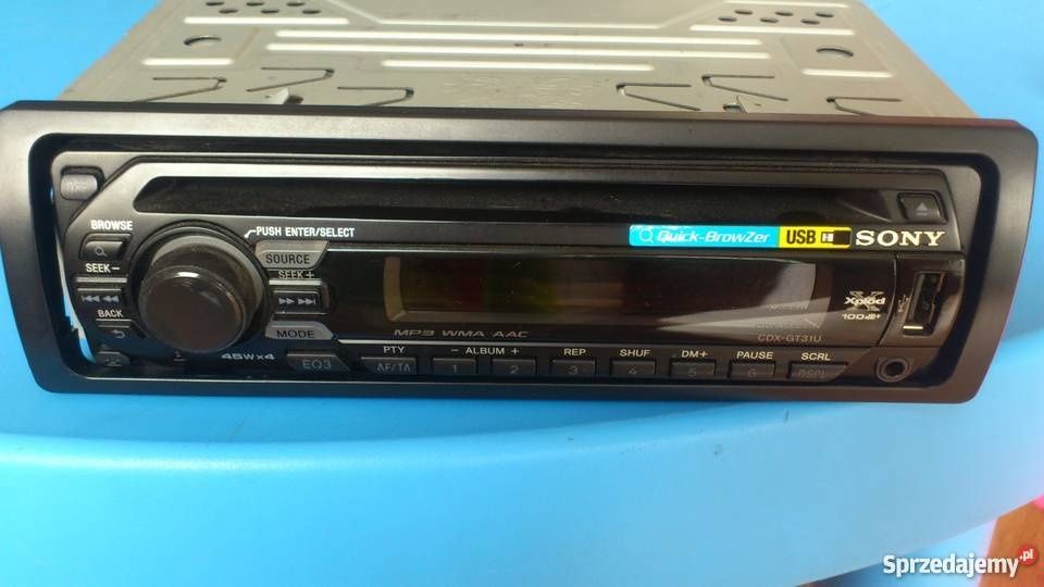 Vând cd player Sony