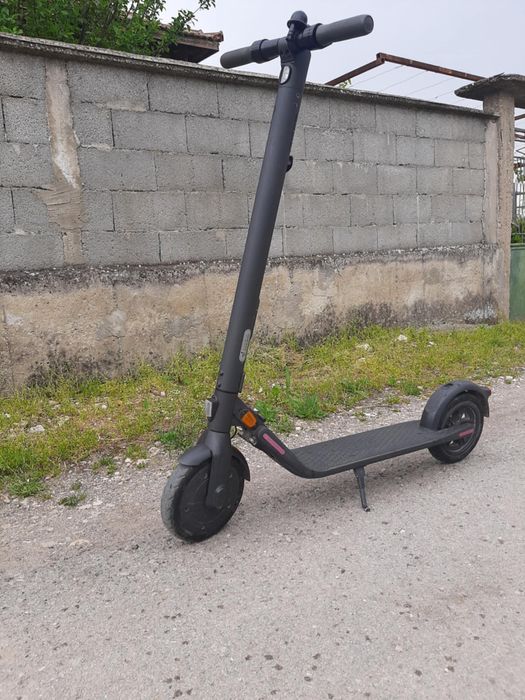Електрическа тротинетка Ninebot ES2