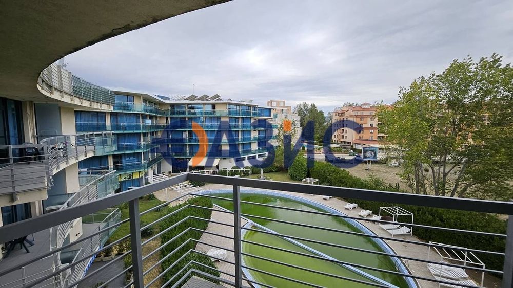 Продава се Двустаен апартамент в к.к. Слънчев бряг - 75 кв.м за 538 €/кв.м - Снимка #10