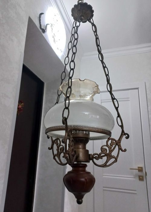 Светильник в ретро стиле