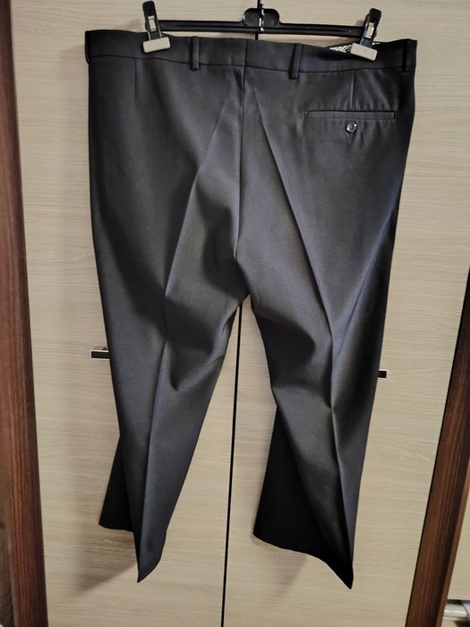 Pantaloni pentru bărbați mărimea 60