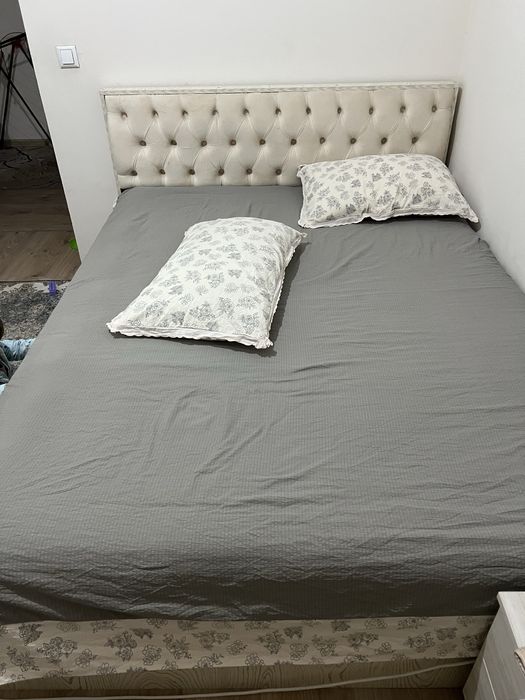 Спальный гарнитур в хорошем состоянии