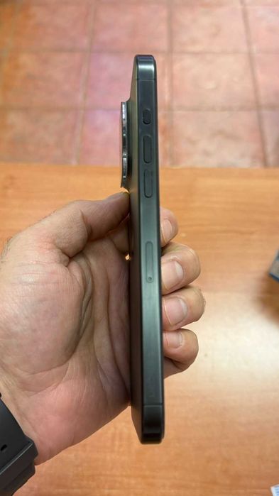 iPhone 15 Pro Max 512GB – Black Titanium