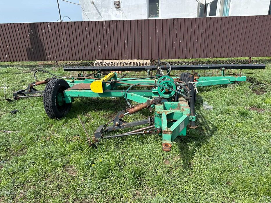 Продам косилку двух бруска с грабли