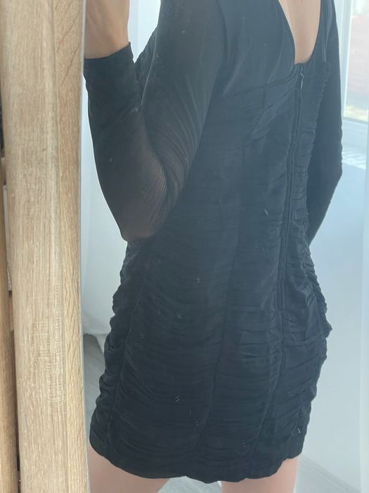 Vând haine in stare foarte buna