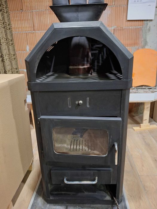 Печка на дърва (тип камина)