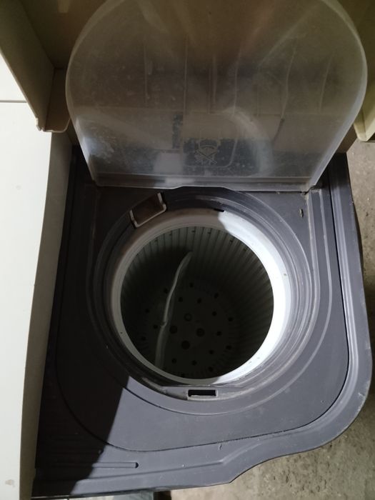 Стиральная машинка полавтомат