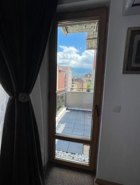 Дава се под наем Тристаен апартамент в София, Манастирски ливади - 83 кв.м за 799 € - Снимка #10