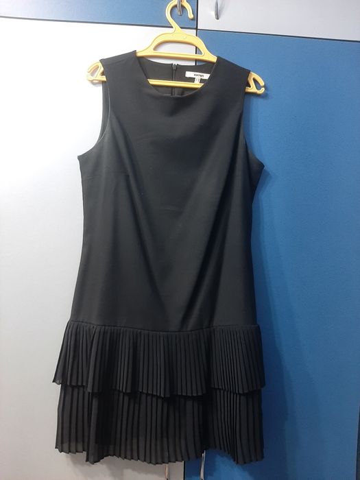 Платье  женское.