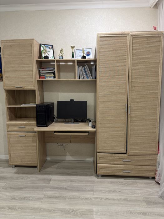 Продам мебель подростковую