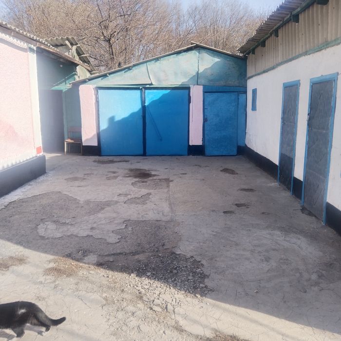 Срочно уй сатылады 5 болме.