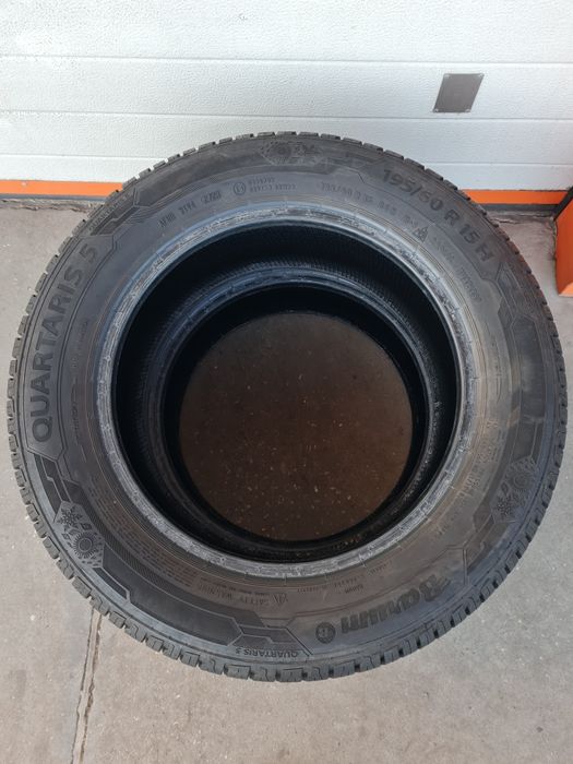 Всесезонни гуми 2 броя BARUM Qurtaris5 195 60 R15 дот 2723