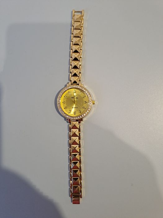 Дамски часовник  ехтиме кварц