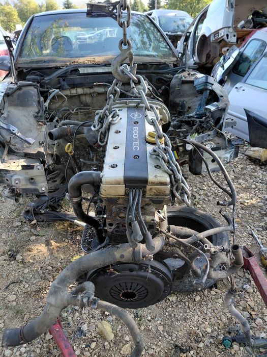 Двигател за Opel Vectra B 2.0 i 16 v