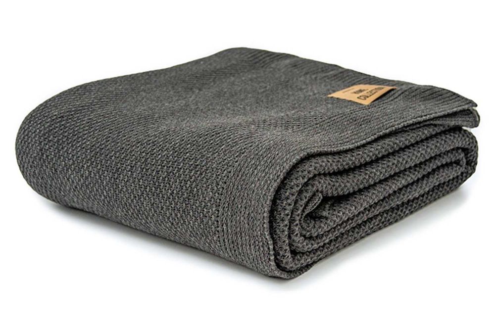 Пледы машинной вязки от производителя, 100% акрил.