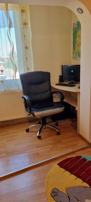 Inchiriez apartament doua camere Micro 3 langa Scoala 13 Matei Basarab