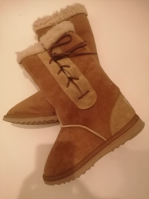 UGG Cizme ghete blana