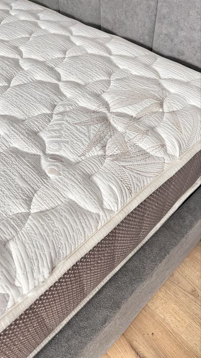 Saltea 140 x 200 cm Noua nefolosita