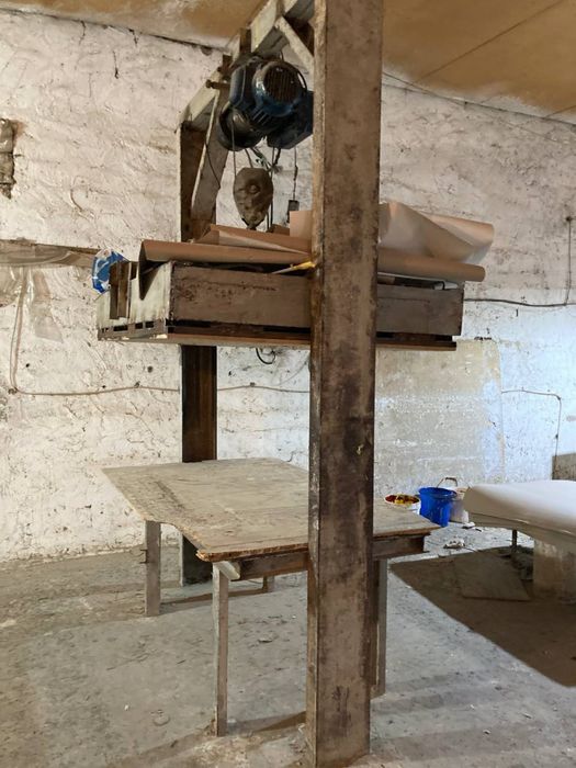 Sotiladi, bolib tolash yoki arenda gofra karobka sehi