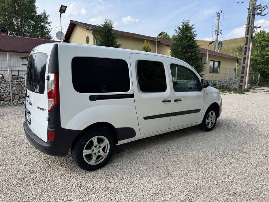 Renault Kangoo MAXI 1,5 DCI 110CP an 2014 decembrie 5 locuri