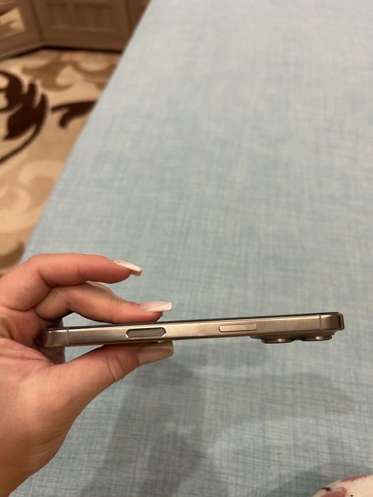 Продам айфон 16pro