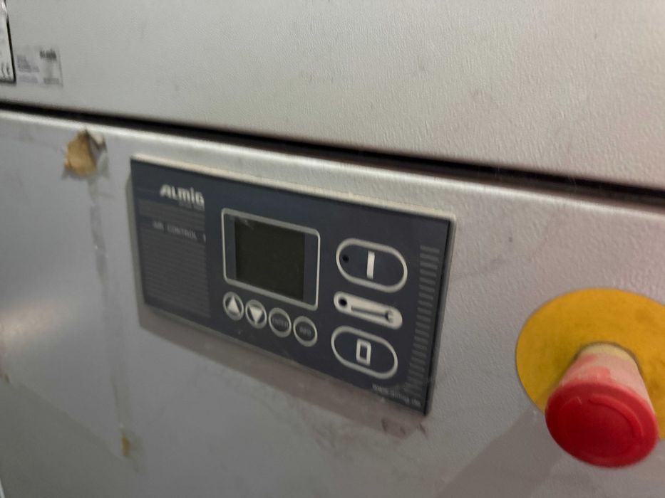 De vanzare doua compresoare de aer marca ALMIG