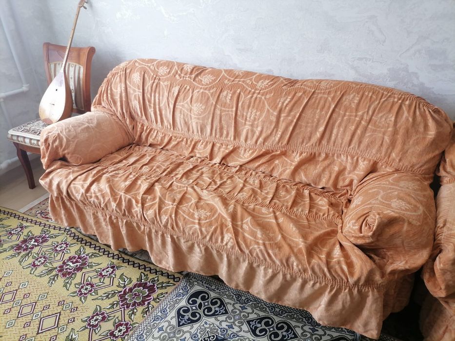 Продам диван с креслом