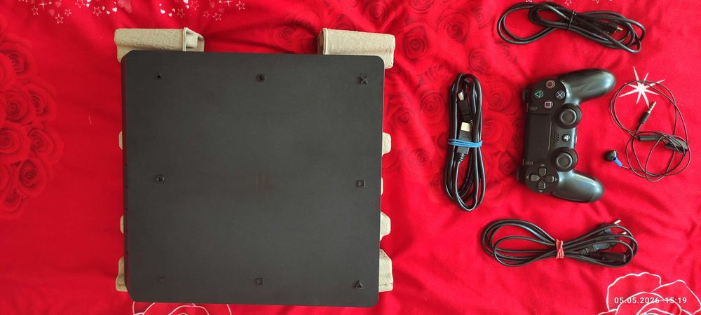 Play Station 4 Slim 1TB