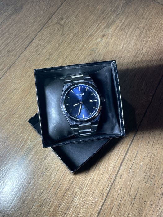 Продам часы tissot prx