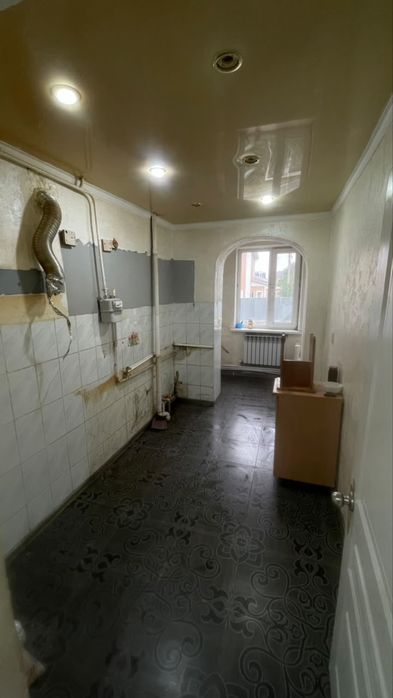 Срочно продается 2-х ком кв в мкр Лесхоз!