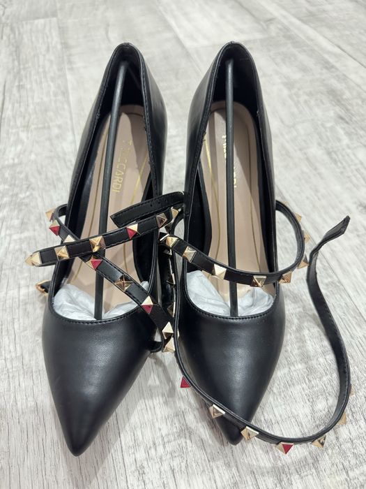 Туфли черные женские