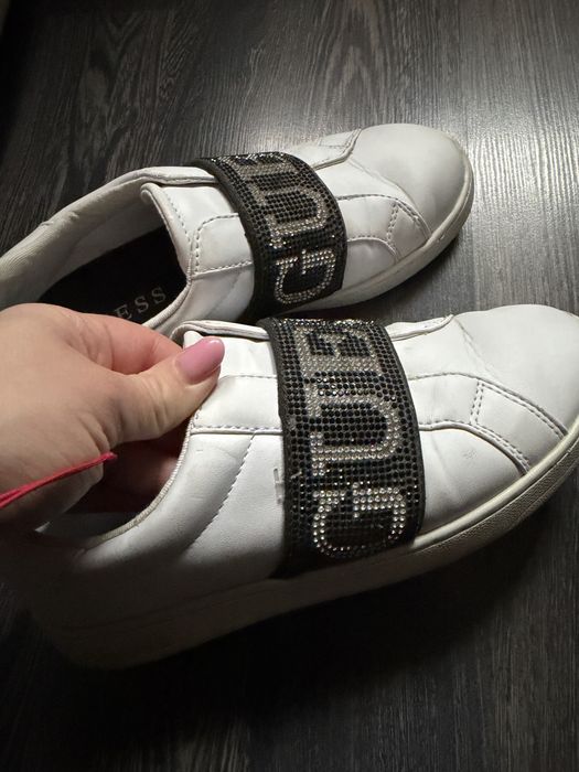 Дамски кецове Guess