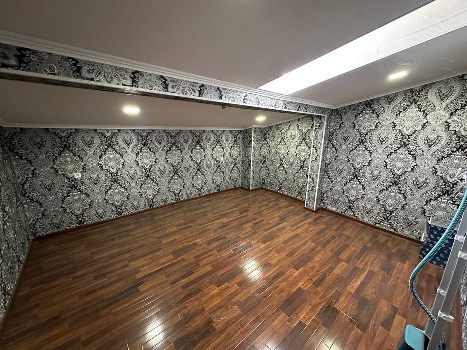 Срочно продаётся 5х-комнатная дуплекс квартира