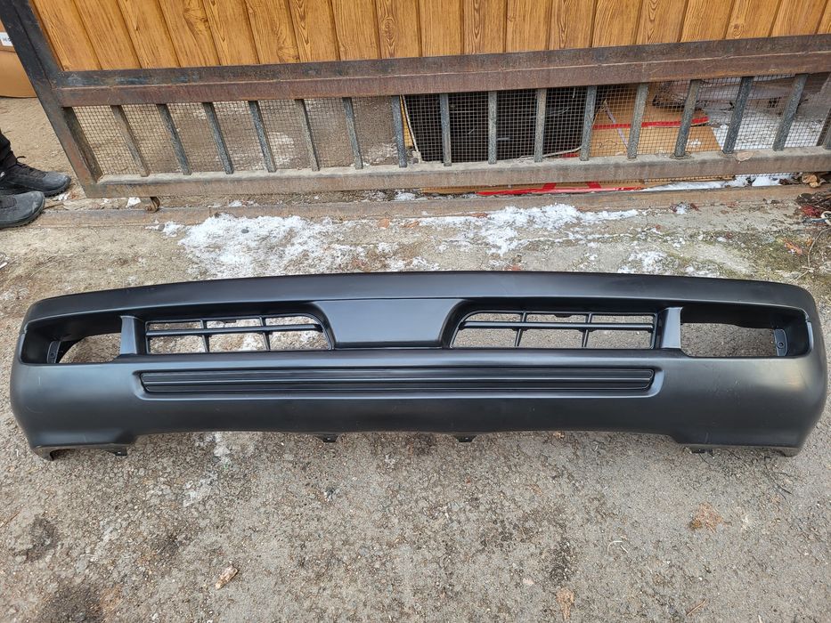 Бампер Lexus LX 470