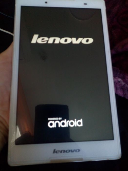 Калъф за таблет и таблет LENOVO TAB 2 A8-50