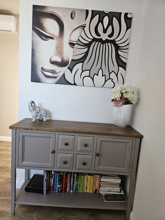 Comodă  lemn  masiv